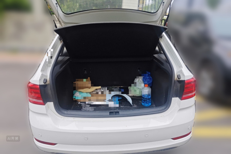 Volkswagen Santana 2017 car image #21