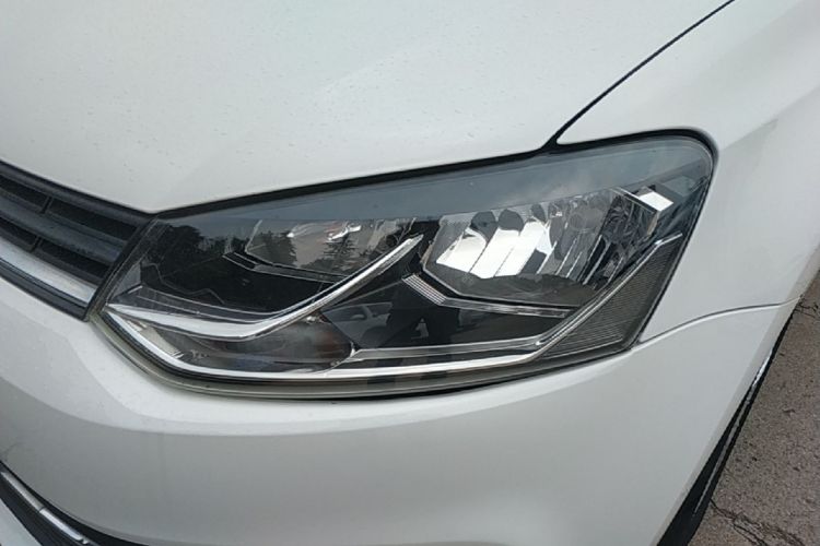 Volkswagen Polo 2016 #23 Volkswagen Polo 2016 car image #23