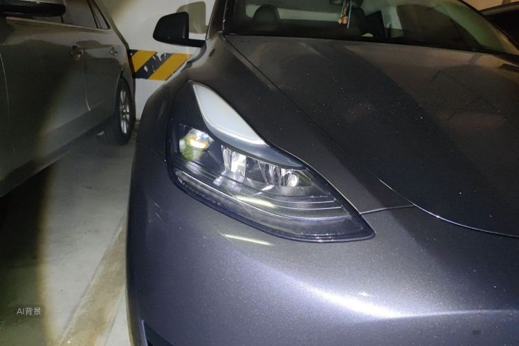Tesla Model Y 2024 #8 Tesla Model Y 2024 car image #8