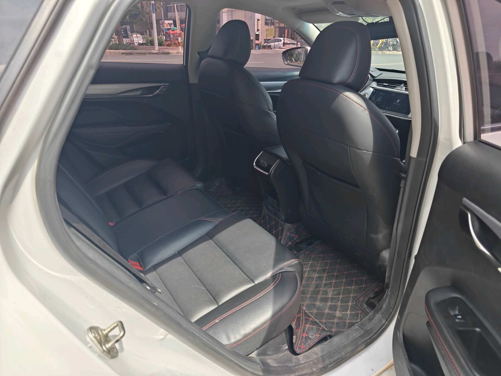 GEELY Binray 2020 car image #5