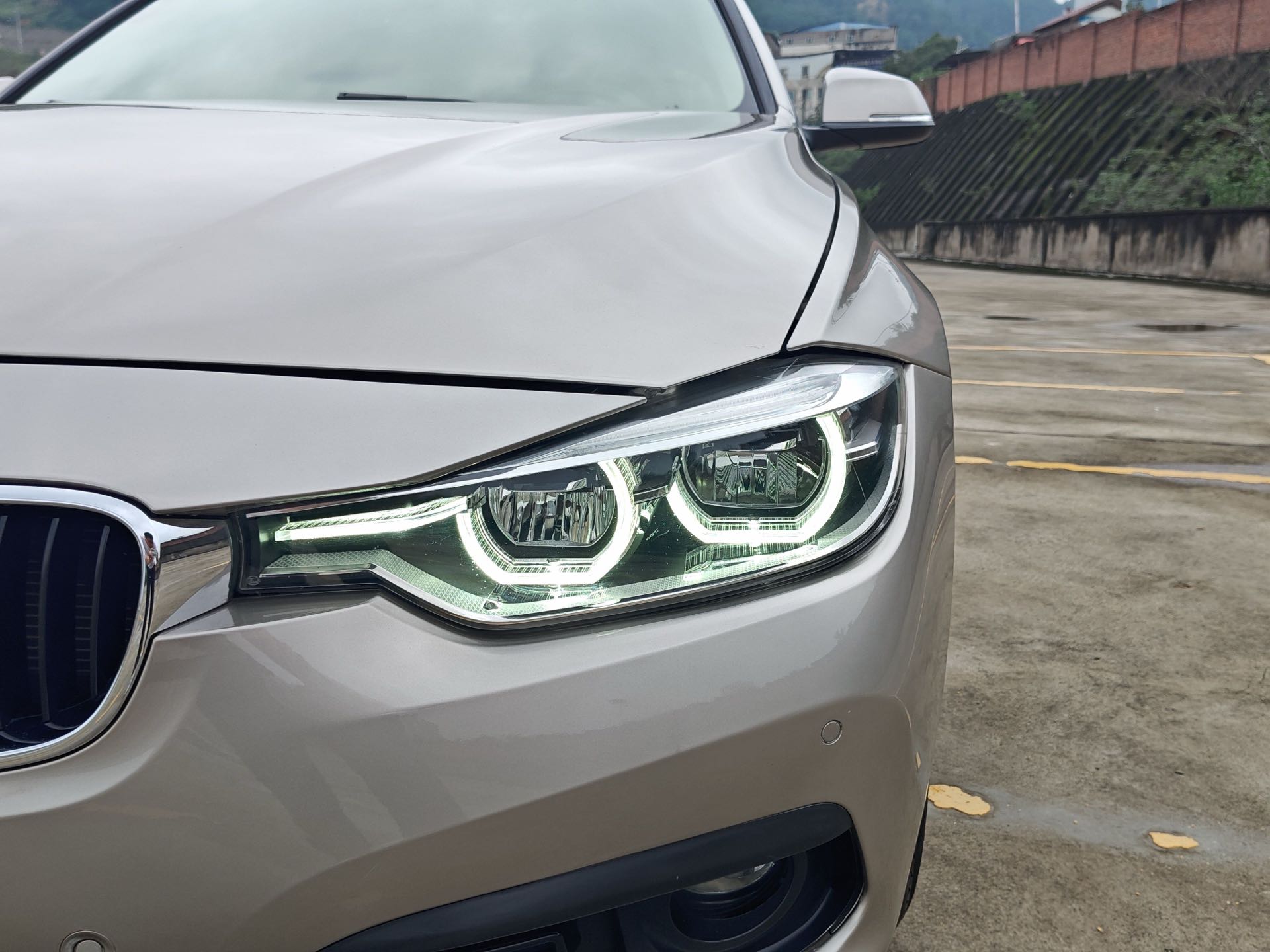 BMW 3 Series 2016 car image #14