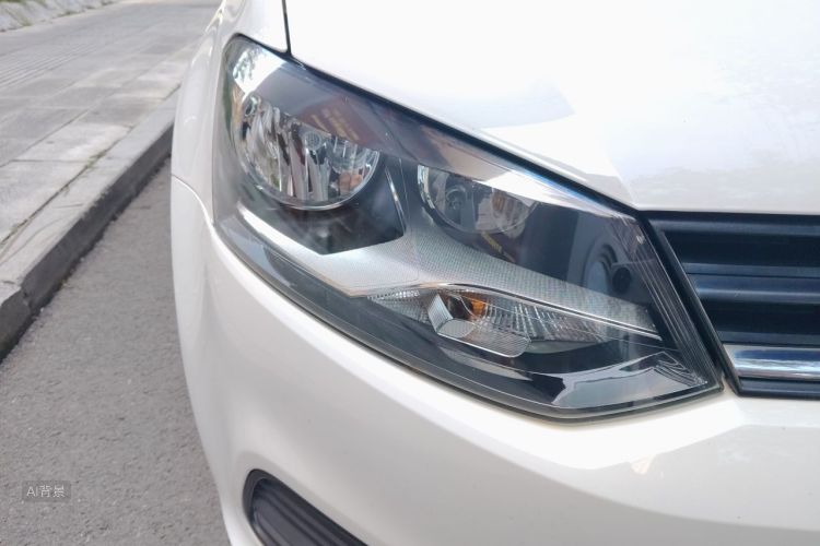 Volkswagen Polo 2016 car image #8
