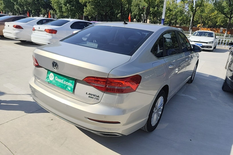 Volkswagen Lavida 2019 #5 Volkswagen Lavida 2019 car image #5
