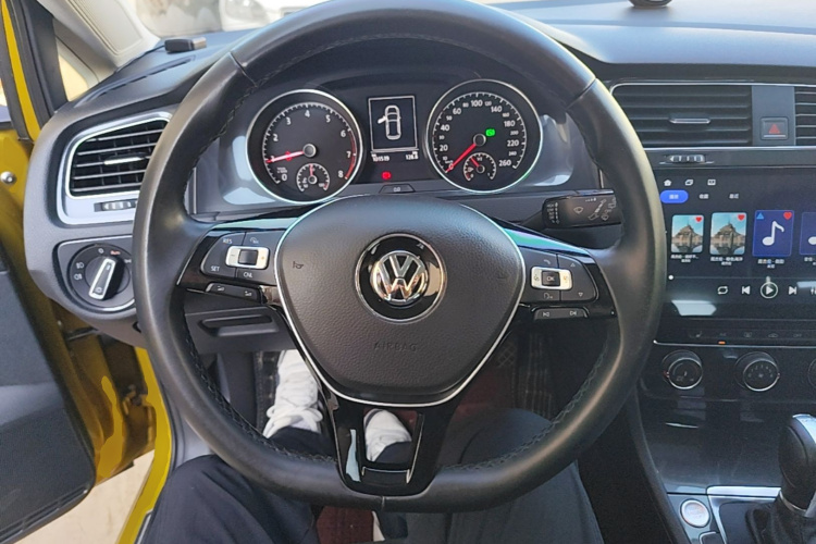Volkswagen Golf 2018 #11 Volkswagen Golf 2018 car image #11