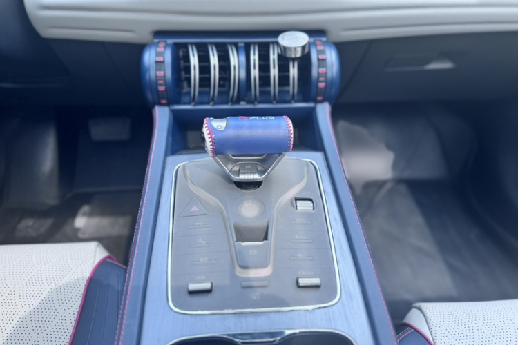 BYD Yuan Plus 2023 изображение автомобиля #15