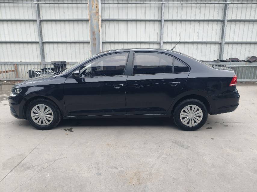 Volkswagen Santana 2017 car image #4