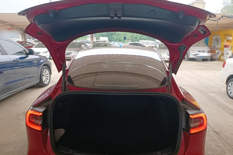 Tesla Model 3 2022 car image #19