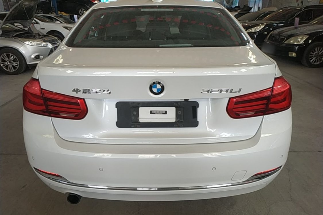 BMW 3 Series 2016 #4 BMW 3 Series 2016 car image #4