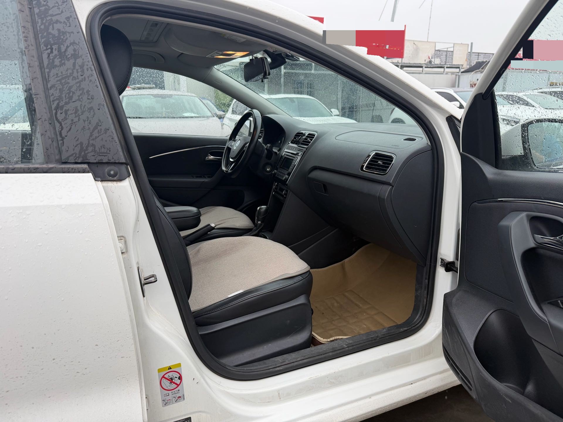 Volkswagen Polo 2014 immagine di auto #6