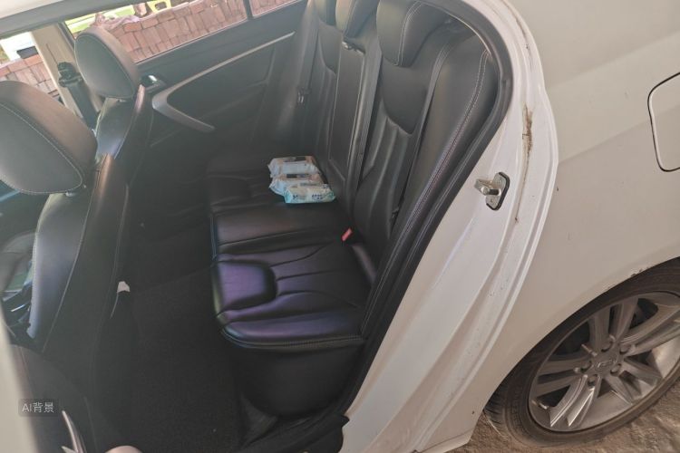 GEELY Emgrand 2017 car image #19