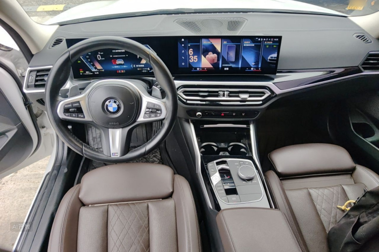 BMW 3 Series 2023 #11 BMW 3 Series 2023 car image #11