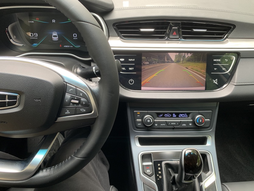 GEELY Emgrand 2019 car image #18