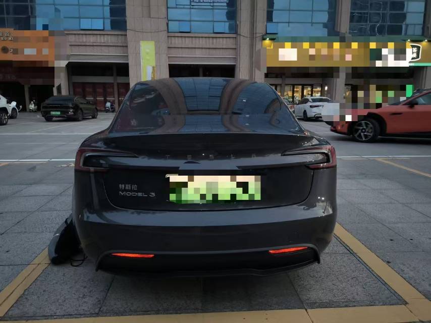 Tesla Model 3 2024 #2 Tesla Model 3 2024 car image #2