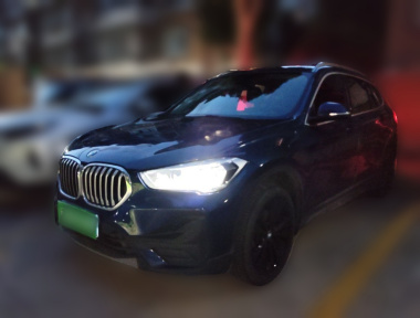 BMW X1 2020 BMW X1 2020 car image