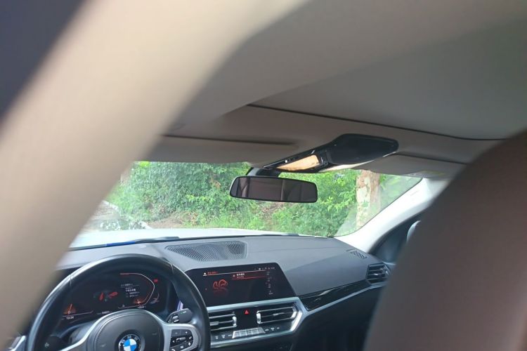 BMW 3 Series 2022 #16 BMW 3 Series 2022 car image #16
