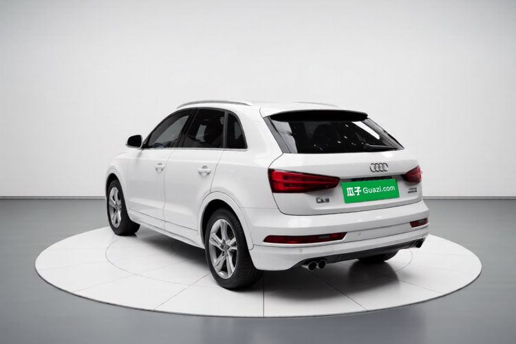 Audi Q3 2016 immagine di auto #5