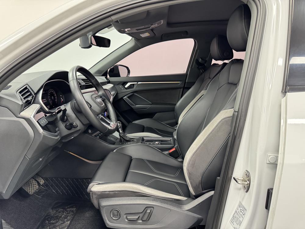 Audi Q3 Sportback 2024 car image #17