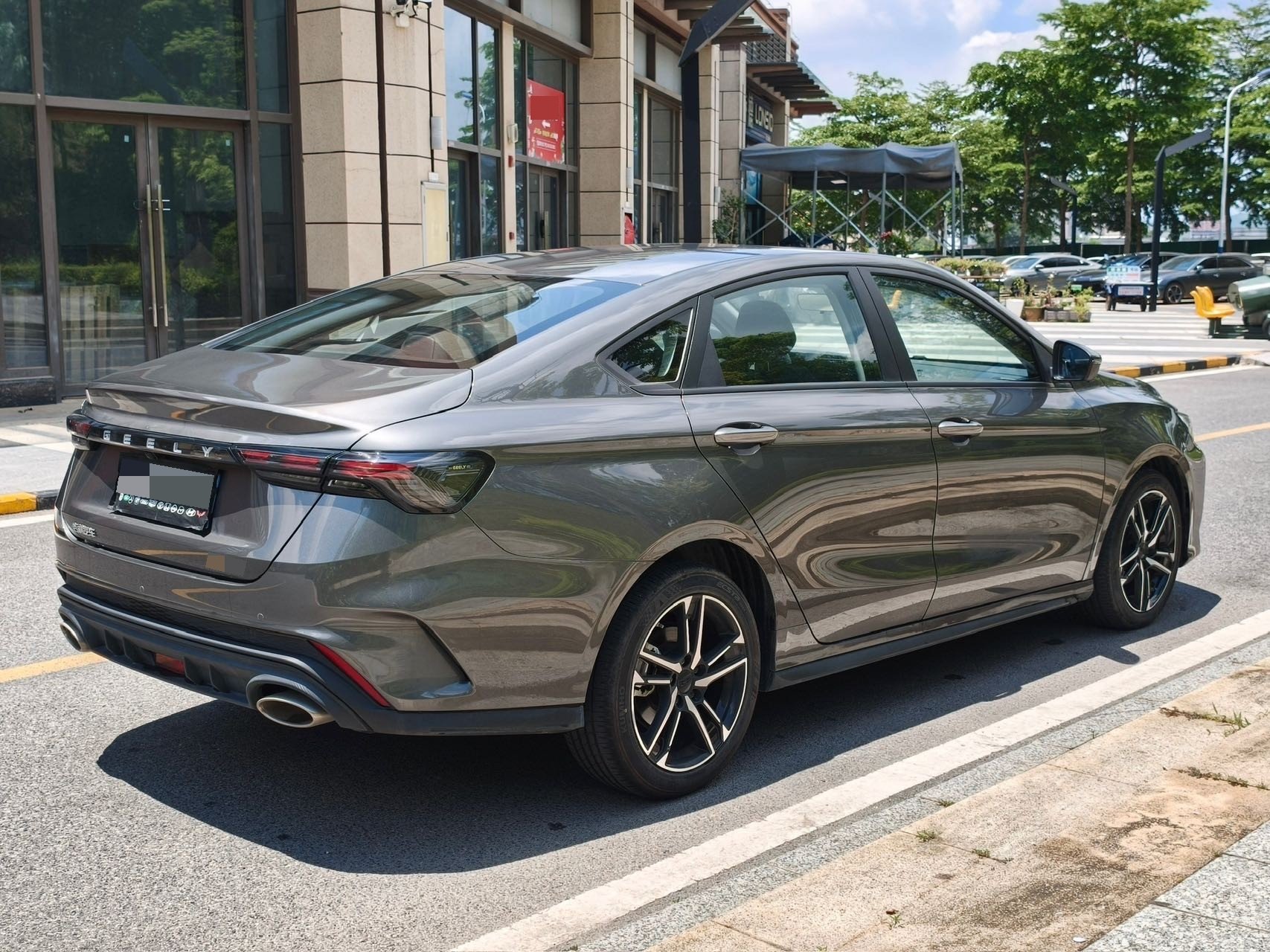 GEELY Binray 2025 imagen de coche #7