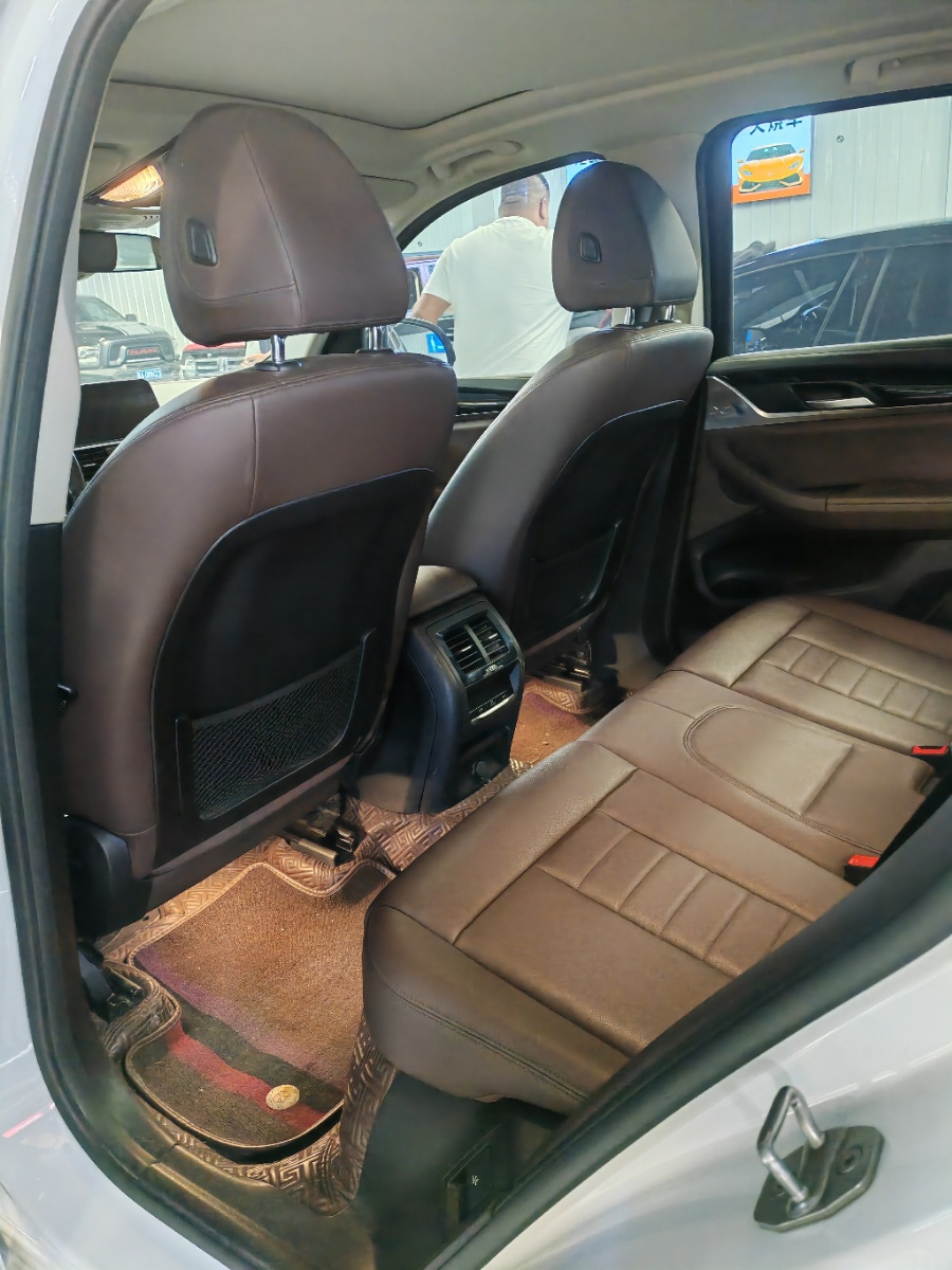 BMW X3 2019 #4 BMW X3 2019 car image #4