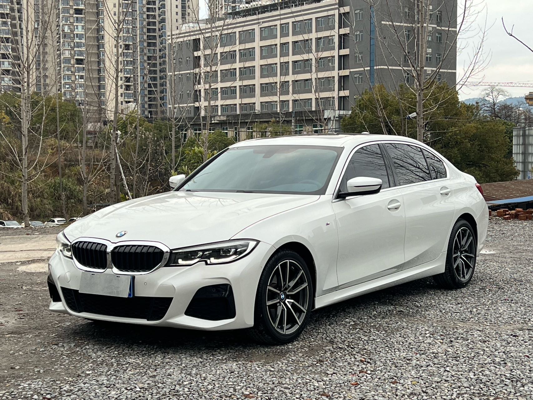 BMW 3 Series 2021 BMW 3 Series 2021 car image