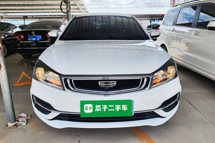 GEELY Emgrand 2019 car image #3