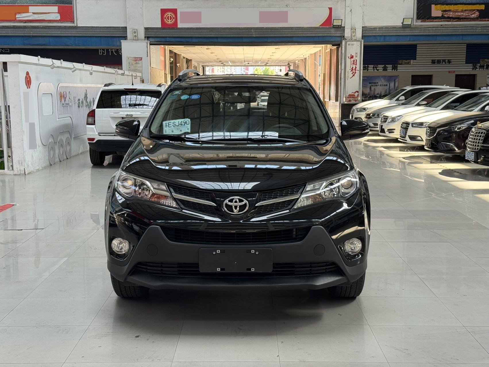 Toyota RAV4 2015 imagen de coche #2