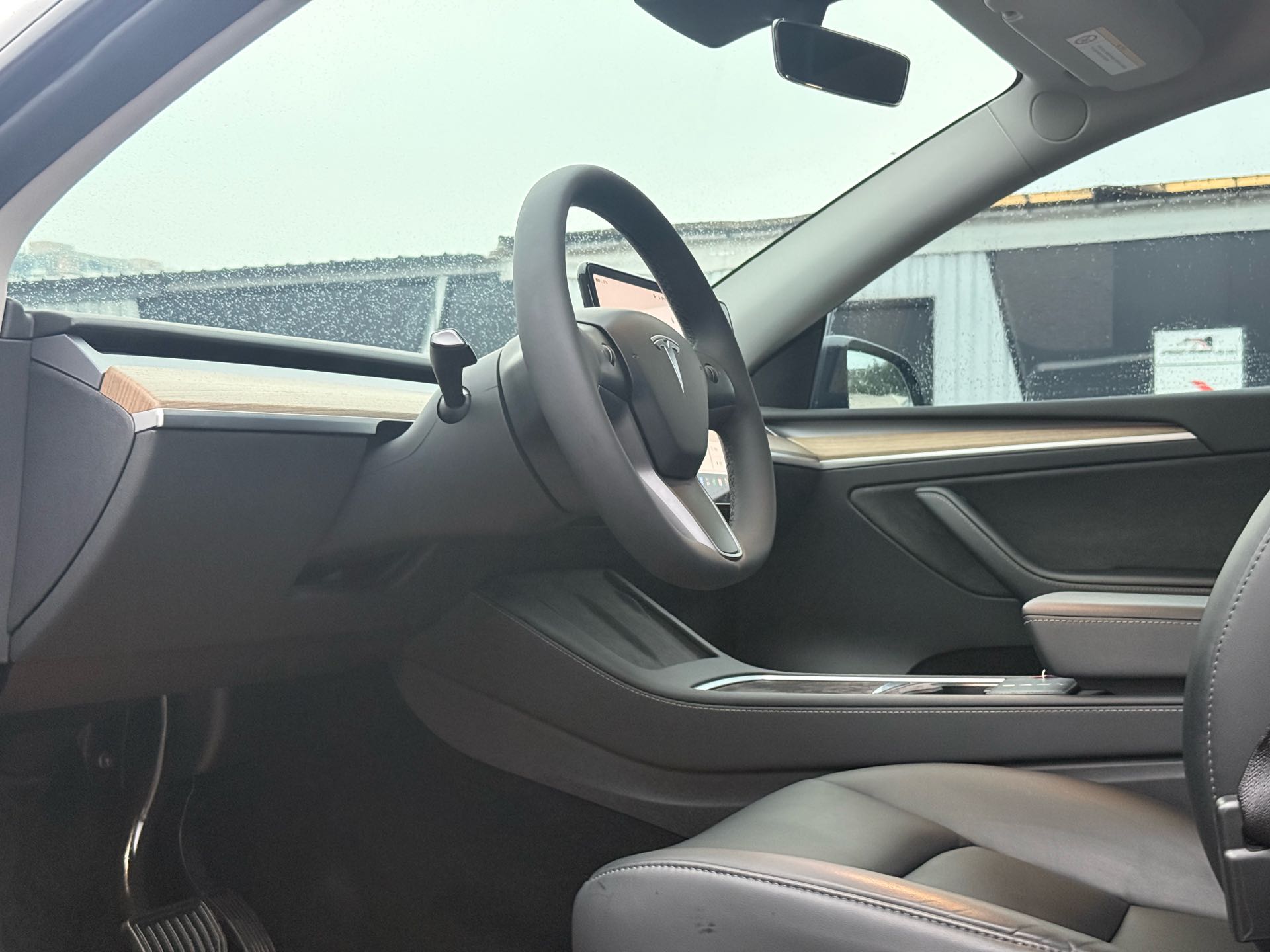 Tesla Model Y 2023 #4 Tesla Model Y 2023 image de voiture #4