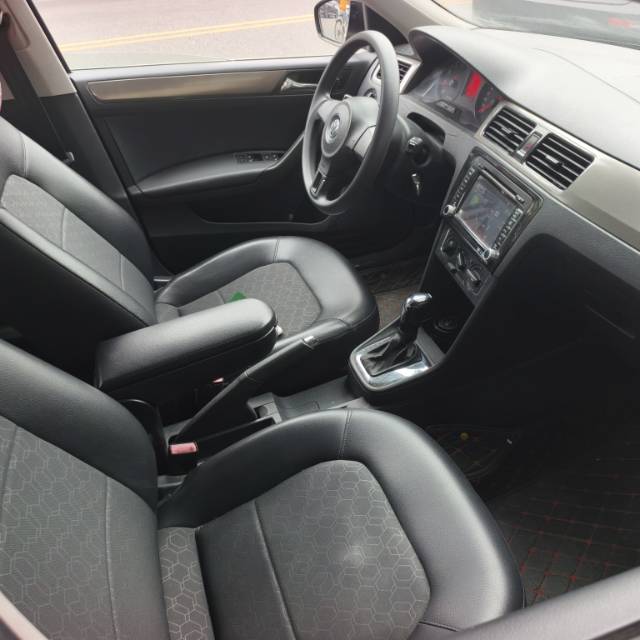Volkswagen Santana 2014 car image #8