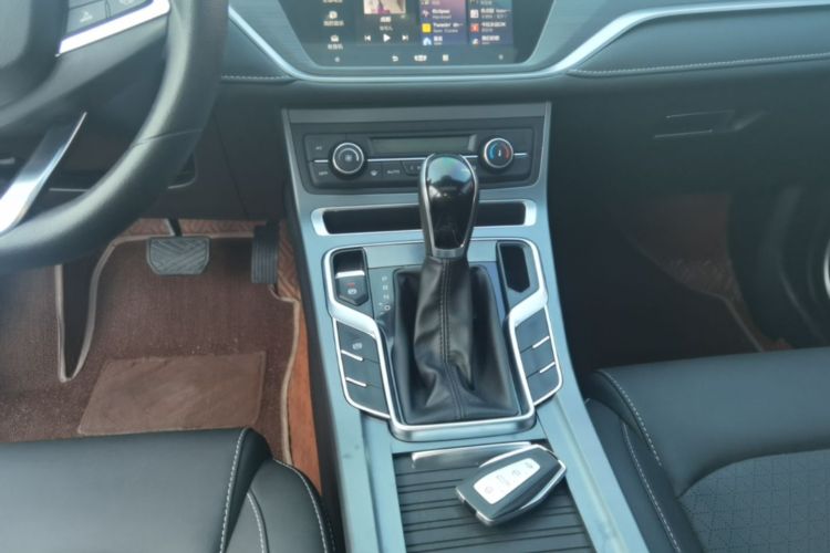 GEELY Emgrand 2021 car image #18