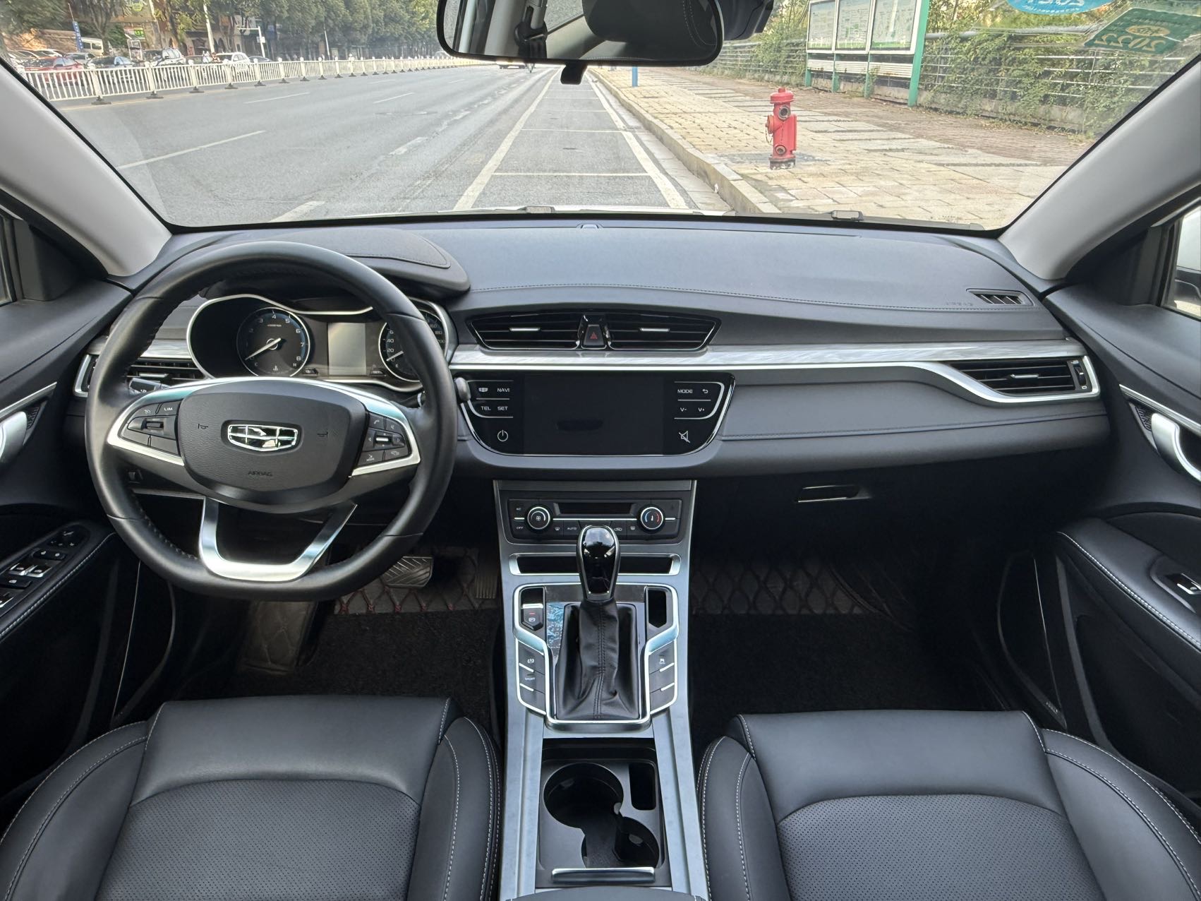 GEELY Emgrand 2020 #9 GEELY Emgrand 2020 car image #9