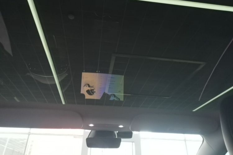Tesla Model 3 2024 car image #20