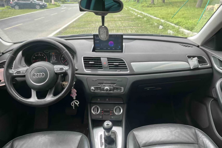 Audi Q3 2016 #10 Audi Q3 2016 car image #10