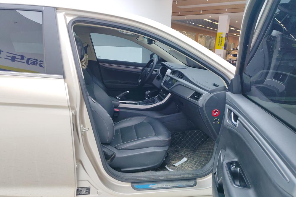 GEELY Emgrand GL 2018 car image #15