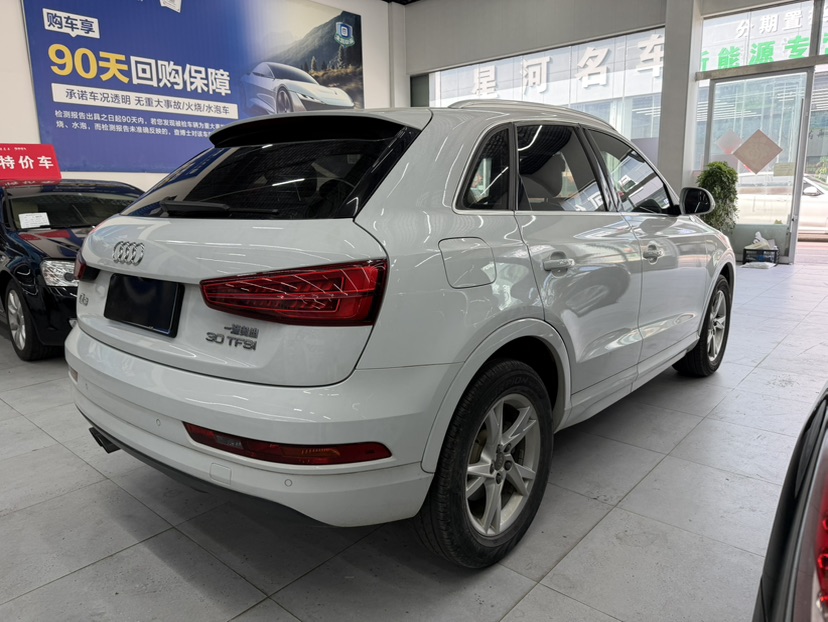 Audi Q3 2018 #9 Audi Q3 2018 car image #9