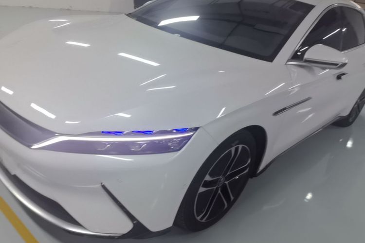 BYD Han 2021 car image #2