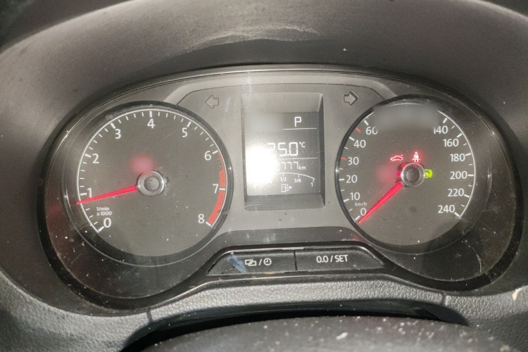 Volkswagen Polo 2016 car image #16
