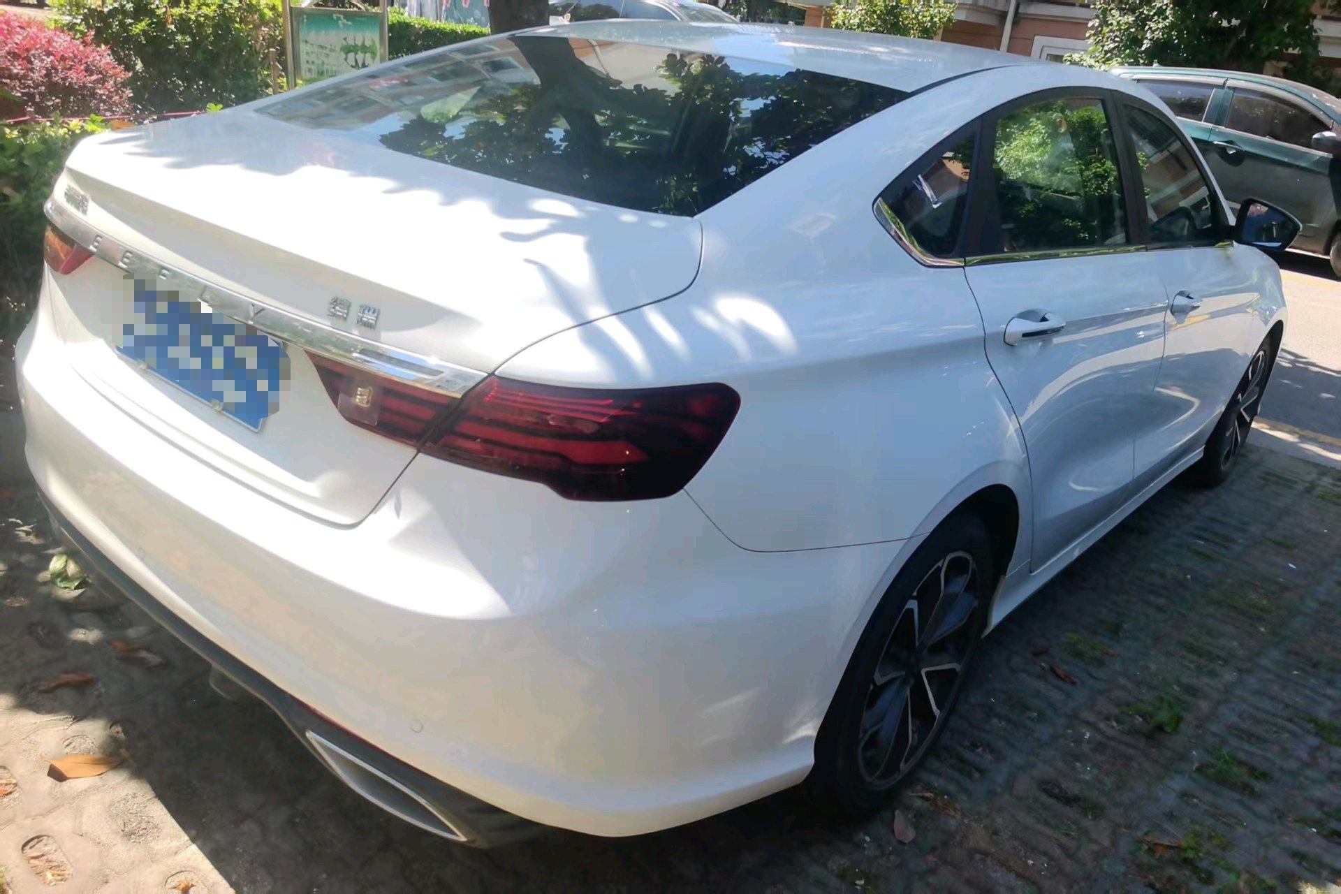 GEELY Binray 2021 image de voiture #2