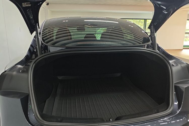 Tesla Model 3 2025 #19 Tesla Model 3 2025 car image #19