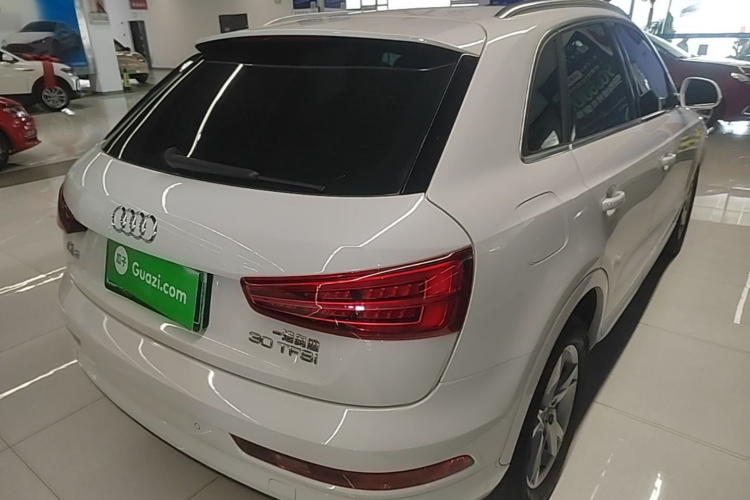 Audi Q3 2018 #5 Audi Q3 2018 car image #5