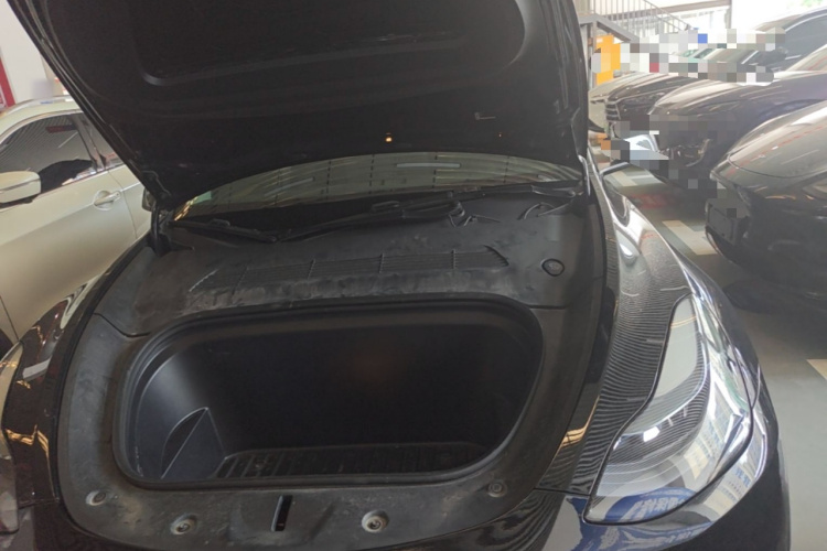 Tesla Model Y 2023 #20 Tesla Model Y 2023 car image #20