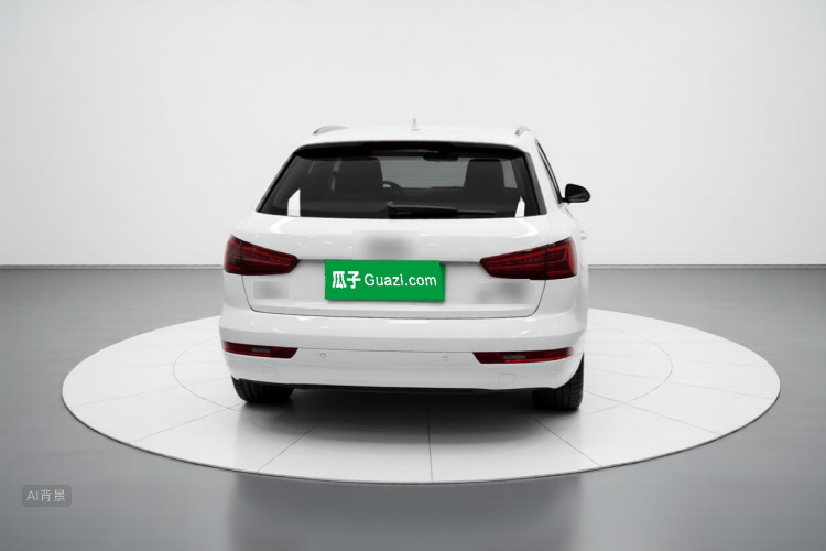 Audi Q3 2018 car image #6