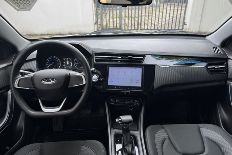 Chery Tiggo 3x 2024 car image #17