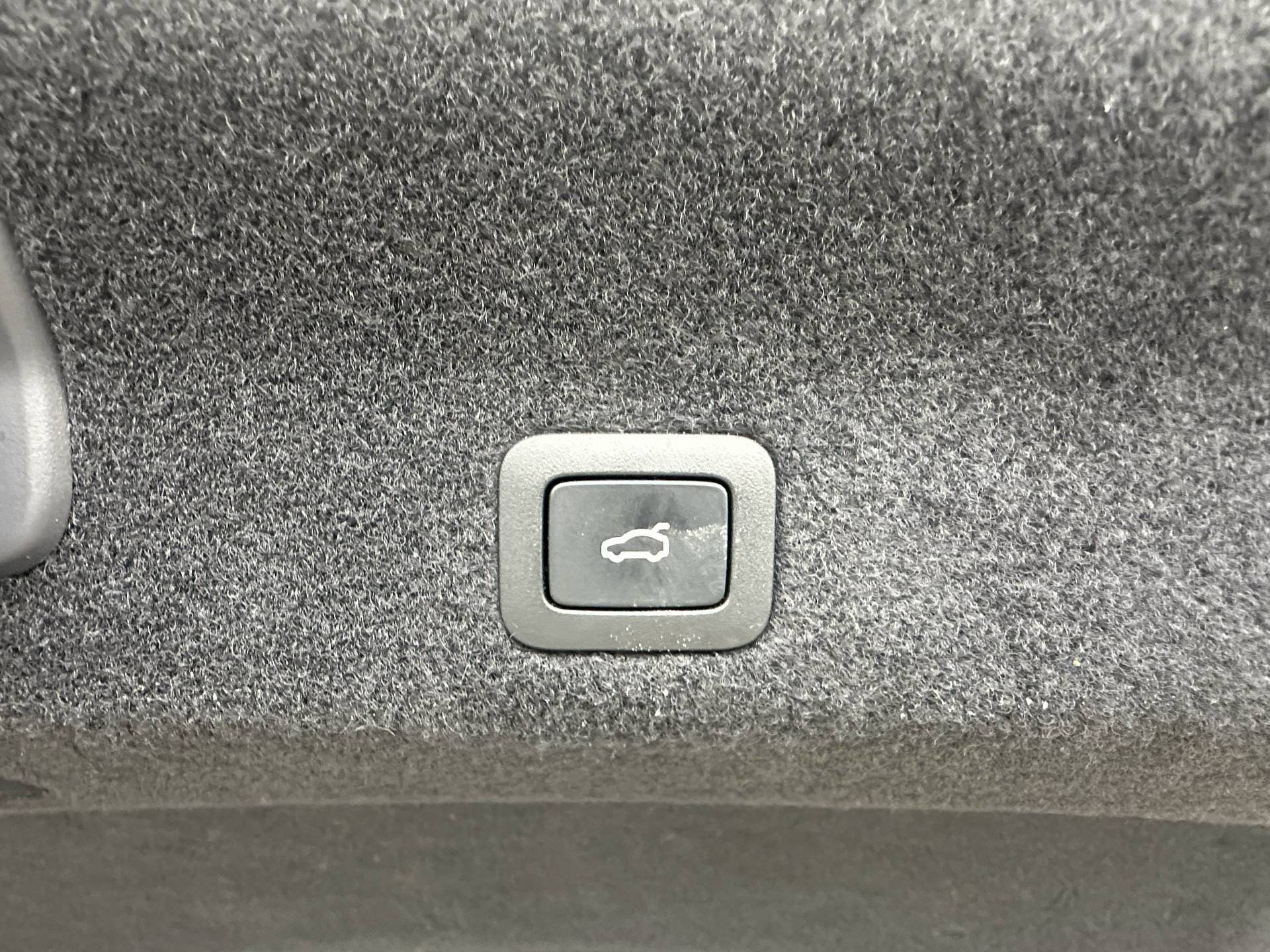 2025 #14 2025 image de voiture #14