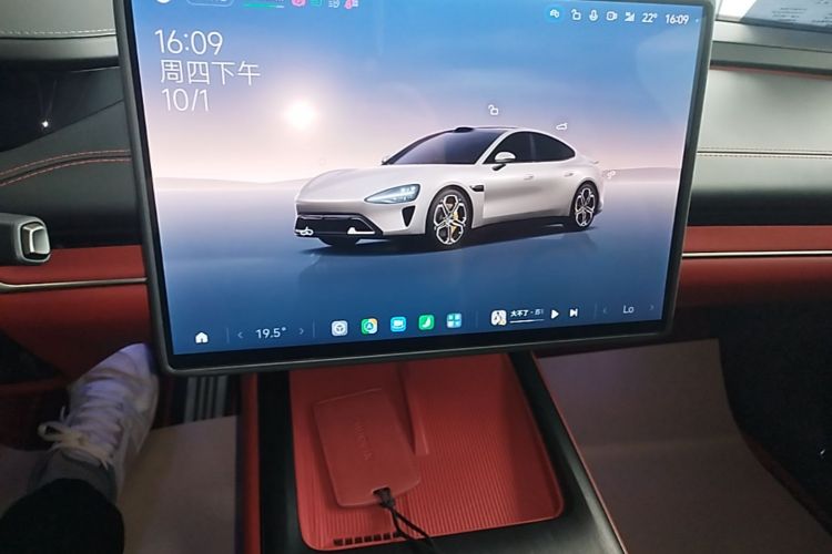 MI SU7 2025 car image #13