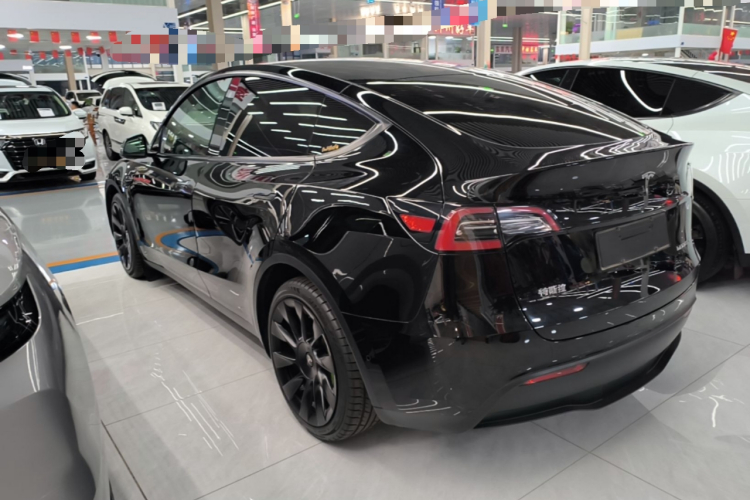 Tesla Model Y 2021 #7 Tesla Model Y 2021 صورة سيارة #7