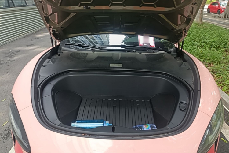 MI SU7 2025 immagine di auto #20