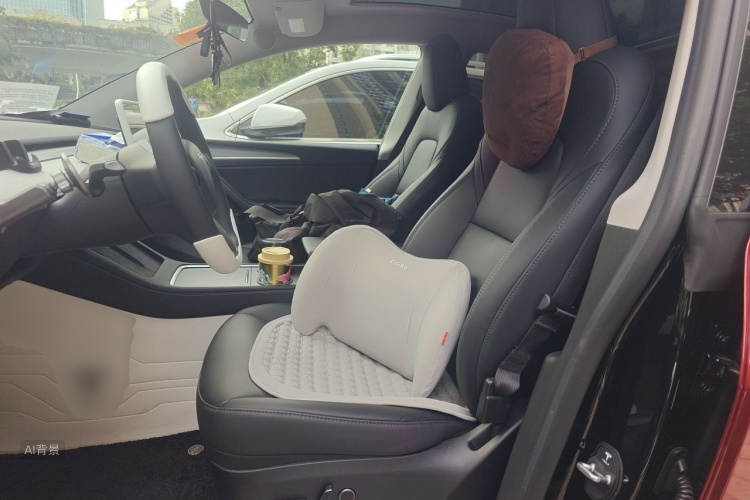 Tesla Model Y 2023 #17 Tesla Model Y 2023 car image #17