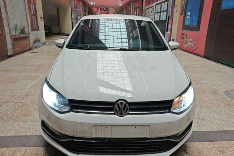 Volkswagen Polo 2015 #3 Volkswagen Polo 2015 car image #3