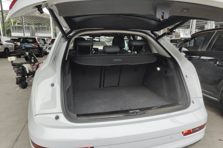 Audi Q3 2017 #19 Audi Q3 2017 car image #19