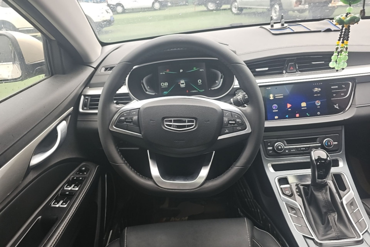GEELY Emgrand 2021 car image #11